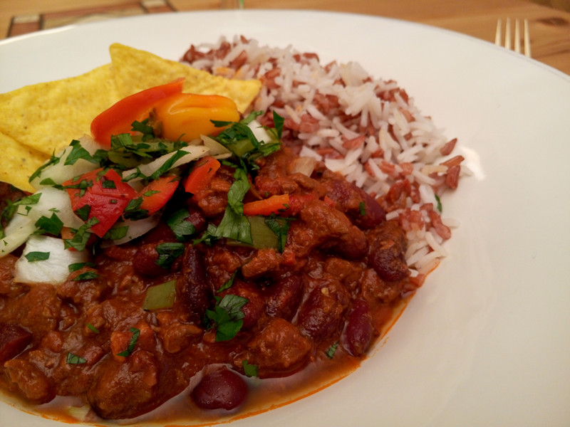 Chili con carne s chorizem a čokoládou